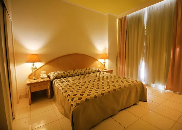 Raouf International - Sun Otel